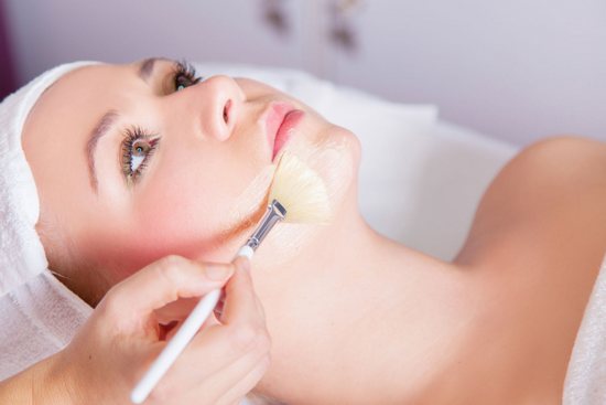 гликолевый пилинг косметология и уход за лицом