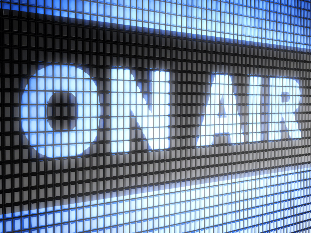 "Мы все умрём, эфир!" к/ф "День радио" on air