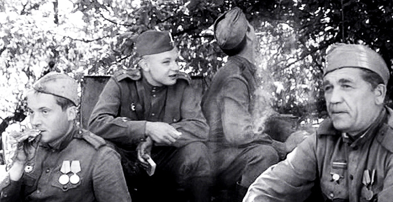 кадр из к/ф "А на войне как на войне" а на войне как на войне
