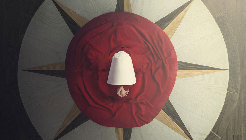 "Рассказ служанки" фото Элизабет Мосс