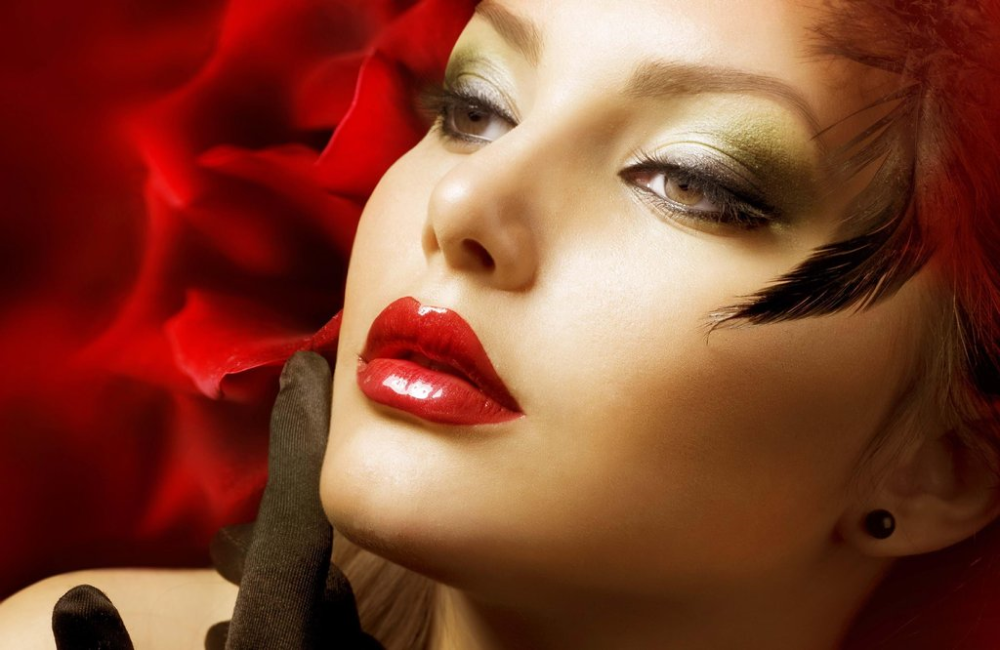 всё дело в цвете! яркий привлекательный новогодний макияж